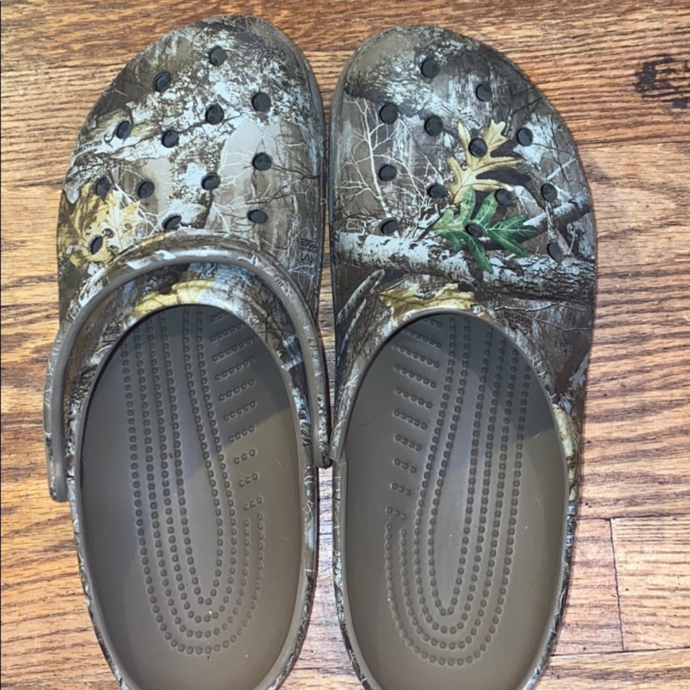 Crocs